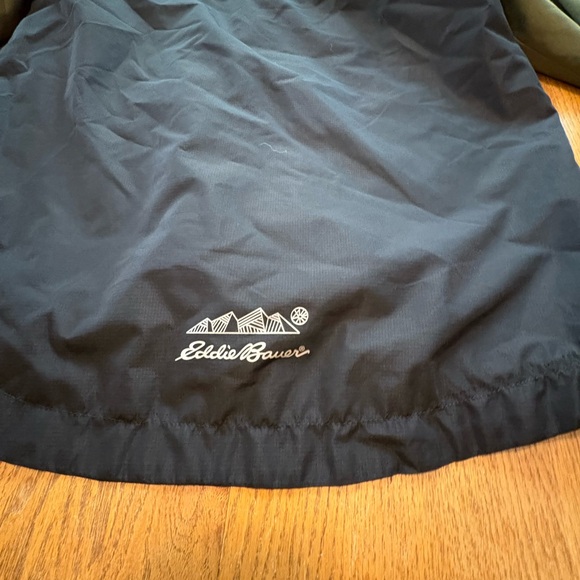 Eddie Bauer Boys Black Olive Rain Jacket Size M 10/12 EUC - Picture 8 of 12